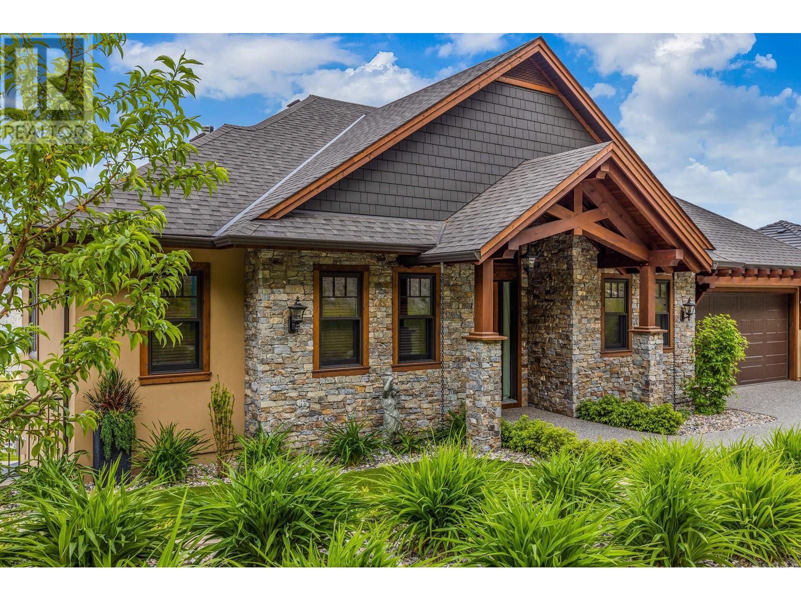  6166 Seymoure Avenue, Peachland