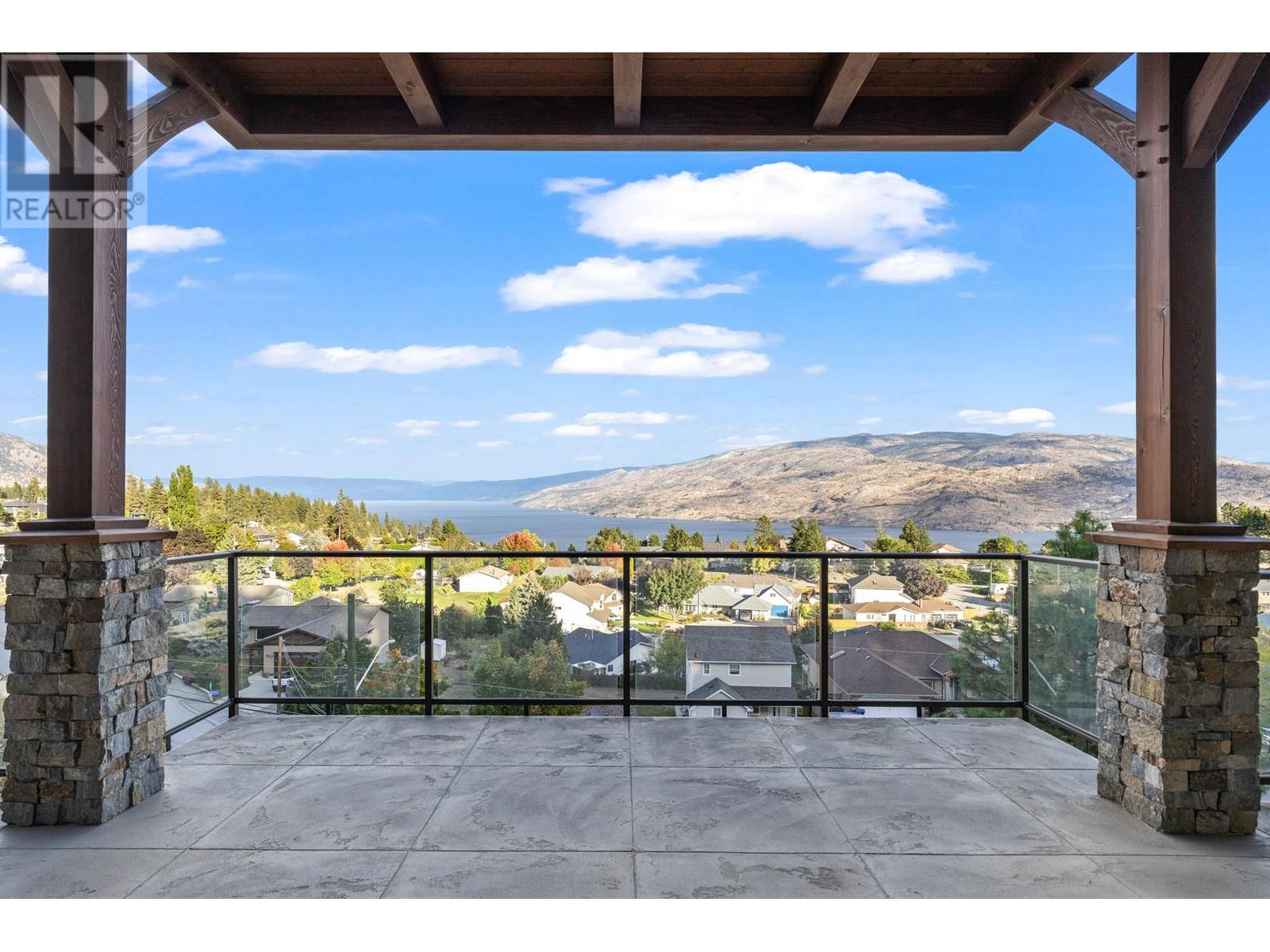  6166 Seymoure Avenue, Peachland