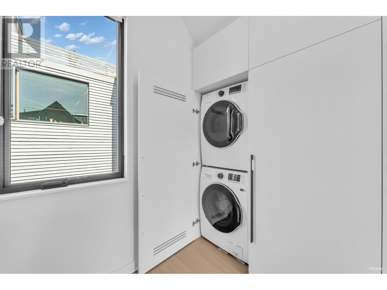 258 E 17TH AVENUE, Vancouver