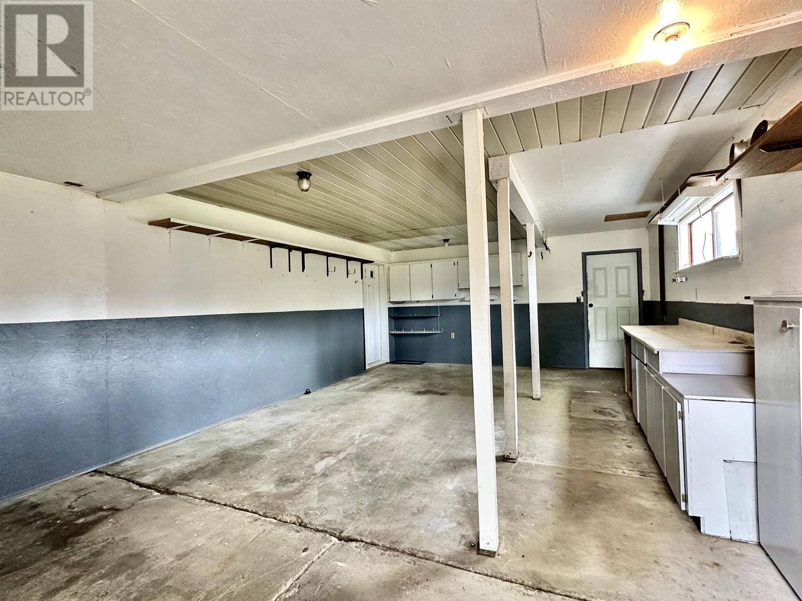 1915 CRANBERRY PLACE, Valemount