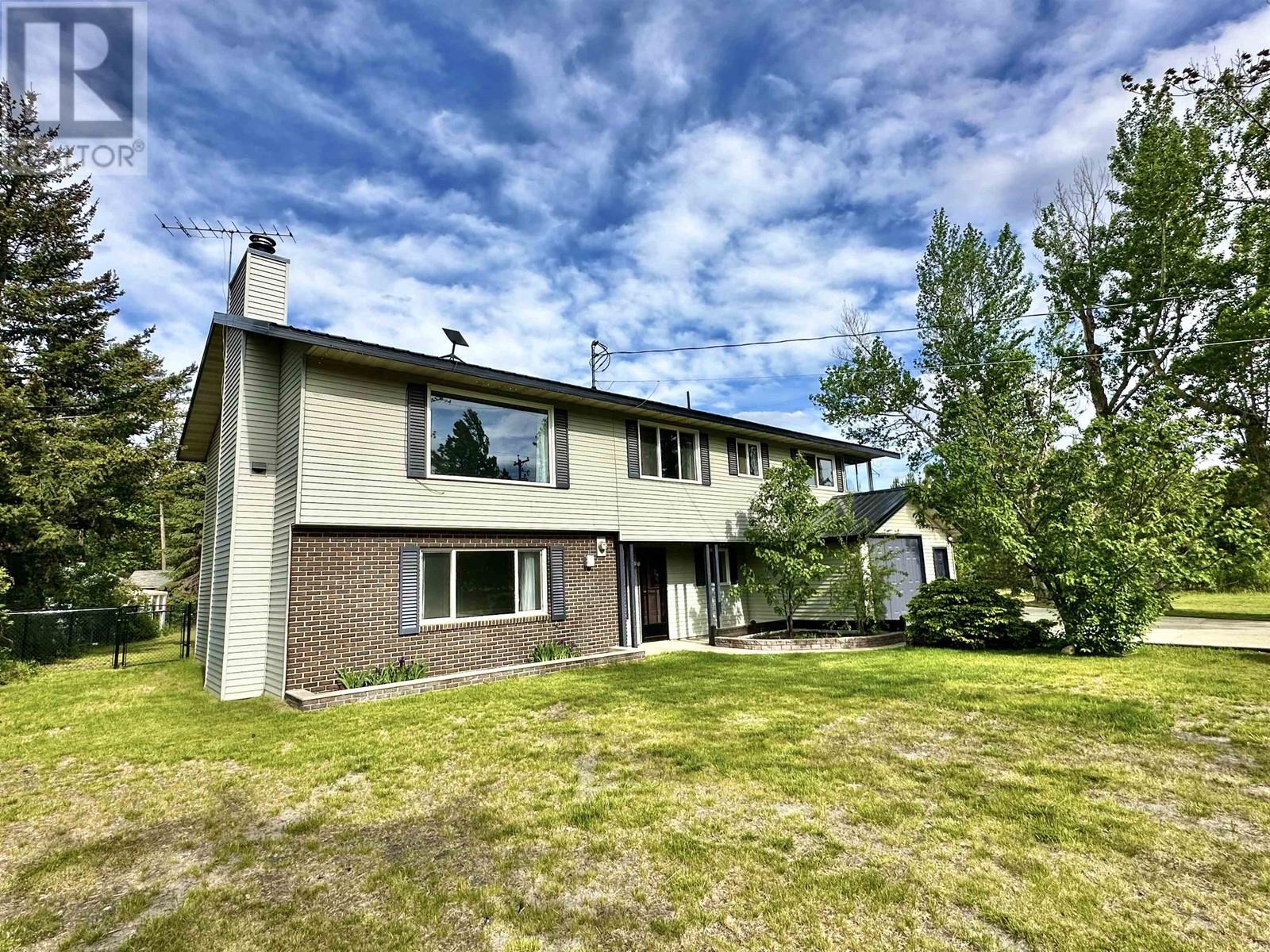 1915 CRANBERRY PLACE, Valemount