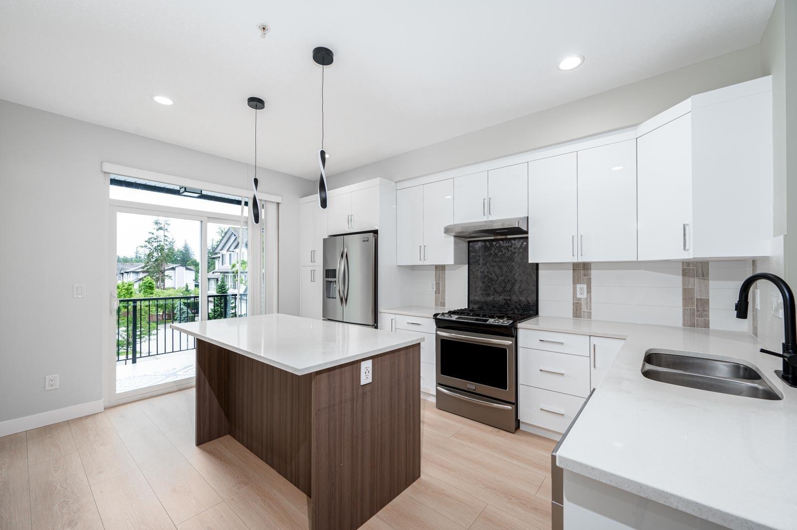 17 7157 210 STREET, Langley