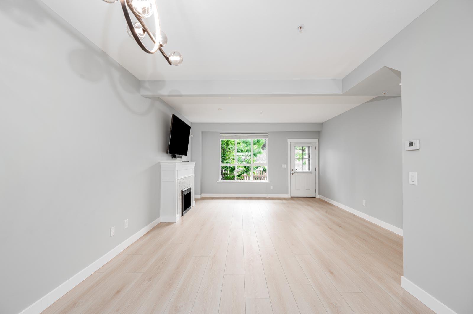 17 7157 210 STREET, Langley