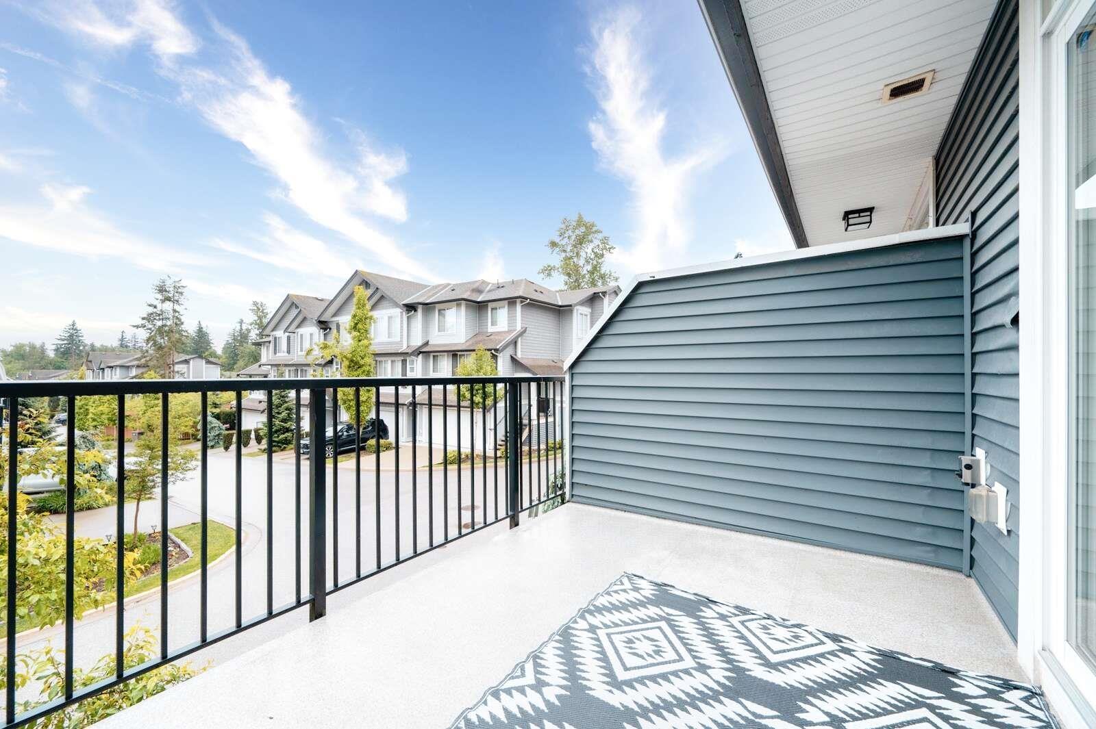 17 7157 210 STREET, Langley