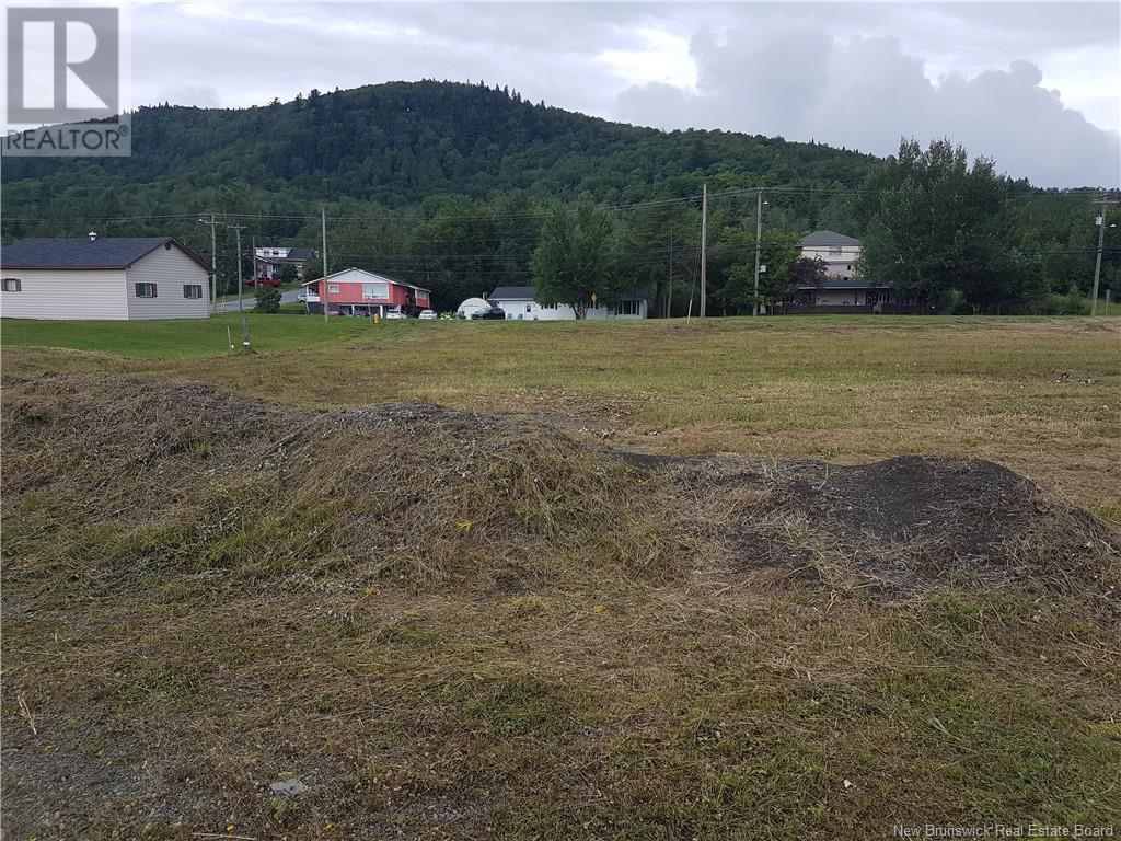 Photo 4 of 837 Canada Road, Edmundston NB
