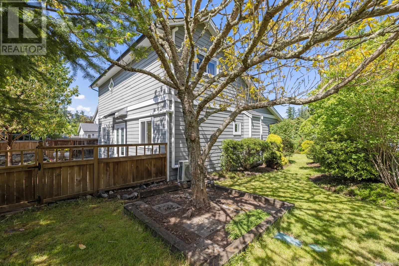 2454 Lund Rd, View Royal
