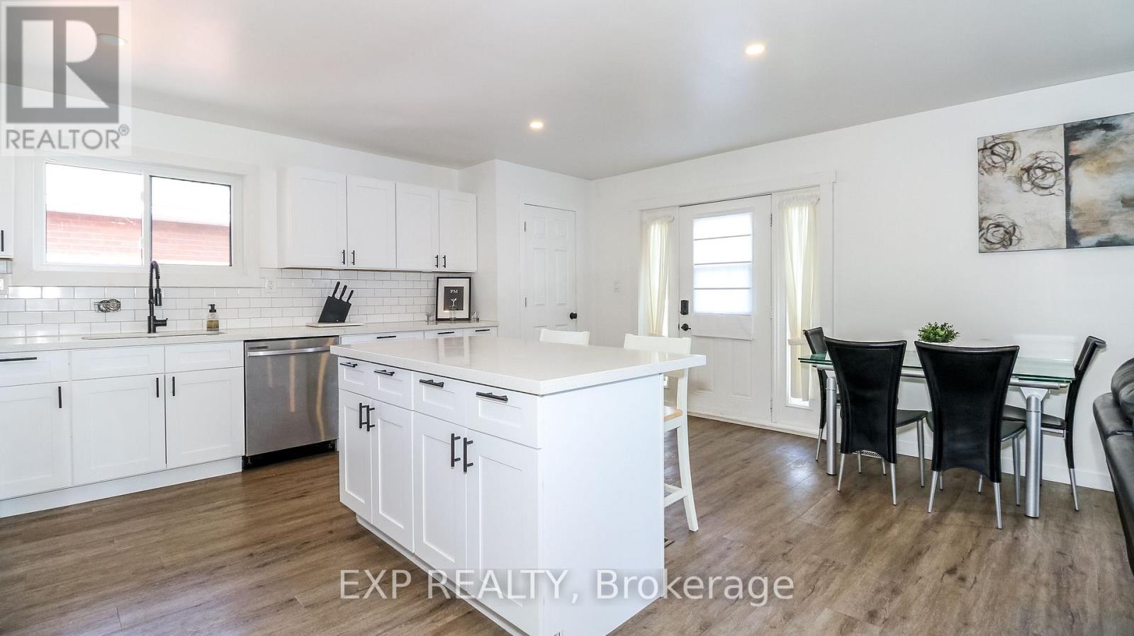 Photo 12 of 5 Bourgeois Beach Road, Tay ON