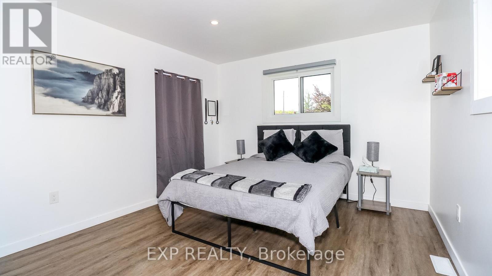 Photo 22 of 5 Bourgeois Beach Road, Tay ON