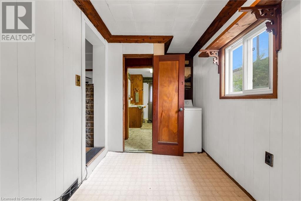 Photo 10 of 382 Beach Boulevard, Hamilton ON