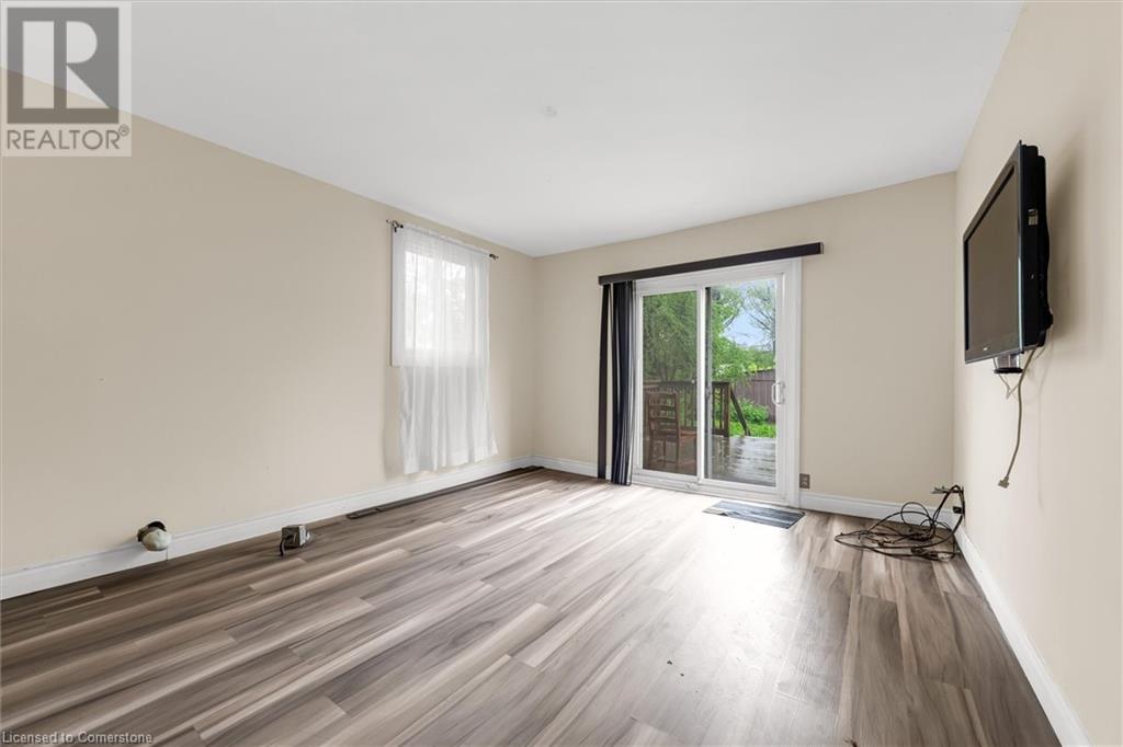 Photo 12 of 382 Beach Boulevard, Hamilton ON