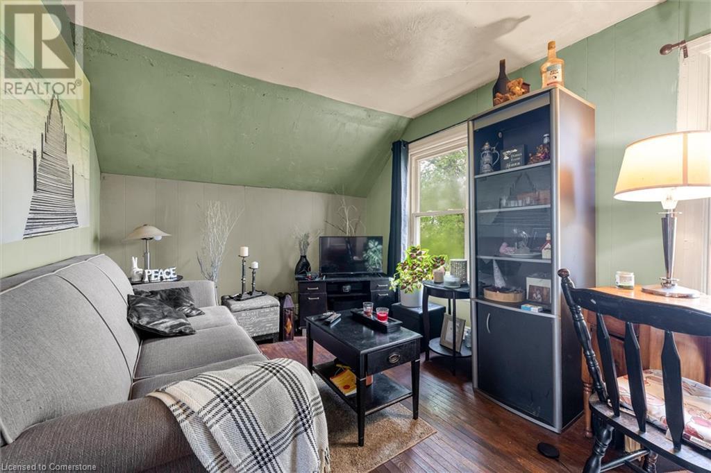 Photo 18 of 382 Beach Boulevard, Hamilton ON