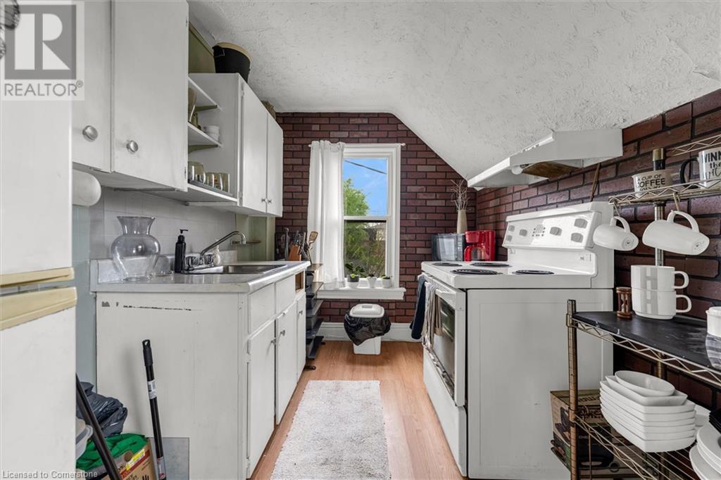 Photo 22 of 382 Beach Boulevard, Hamilton ON