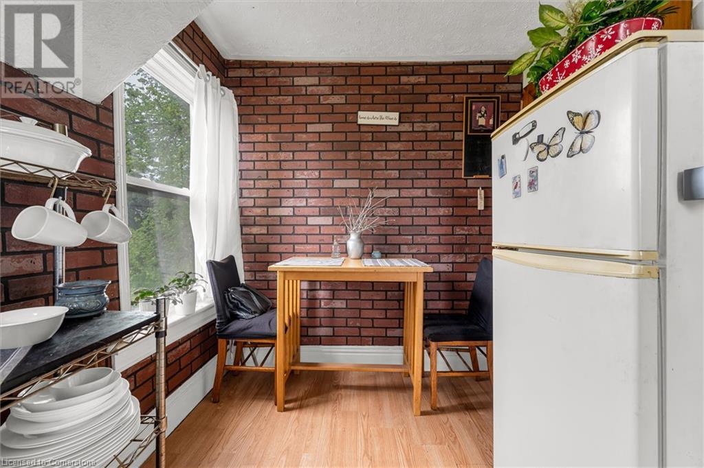 Photo 23 of 382 Beach Boulevard, Hamilton ON