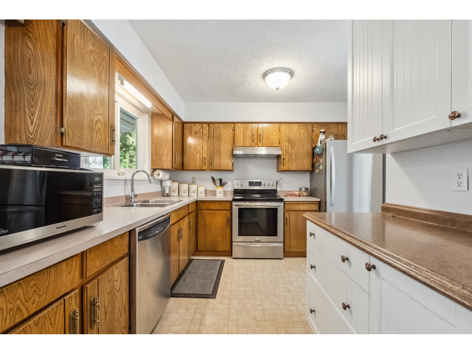 19769 38A AVENUE, Langley real estate listing R3008673