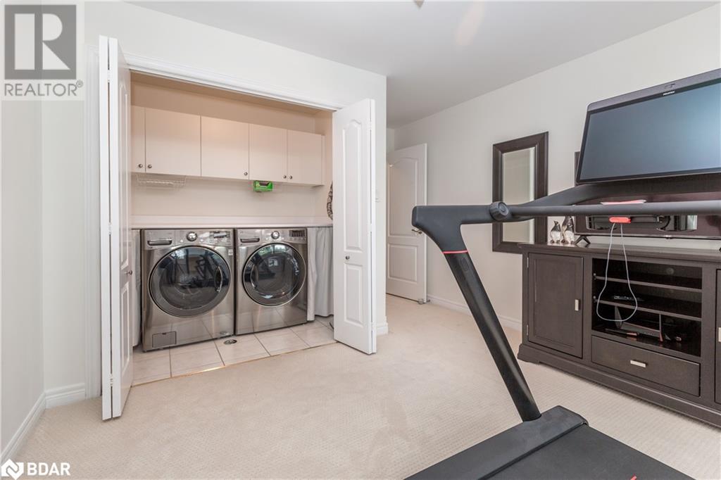 Photo 32 of 6 Orsi Court, Barrie ON