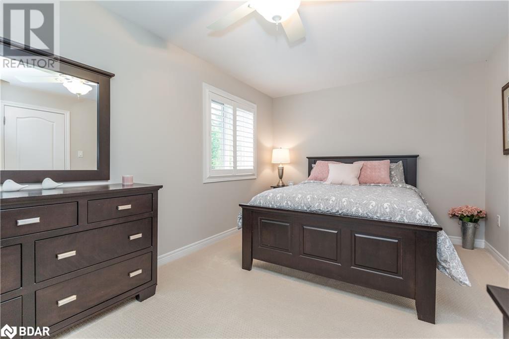 Photo 33 of 6 Orsi Court, Barrie ON
