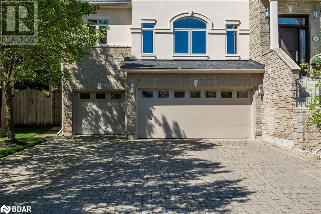 Photo 4 of 6 Orsi Court, Barrie ON