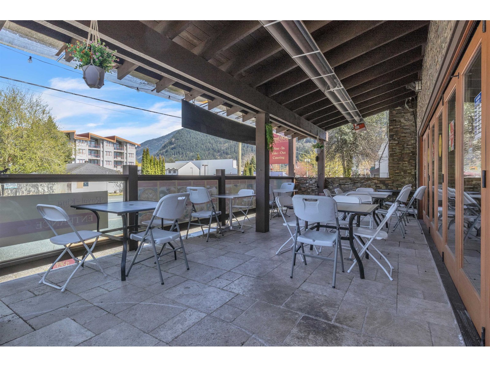 140 LILLOOET AVENUE, Harrison Hot Springs, Harrison Hot Springs