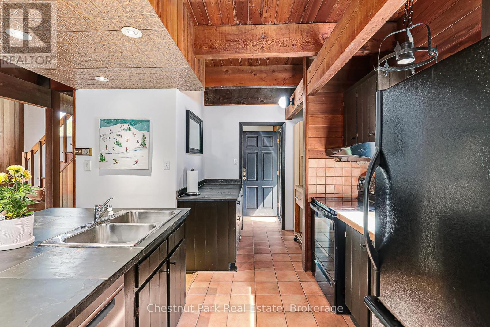 174386 LOWER VALLEY ROAD - 13