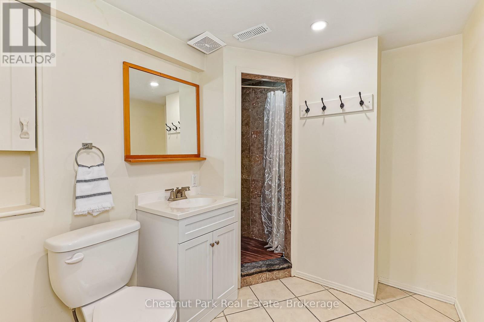 174386 LOWER VALLEY ROAD - 26
