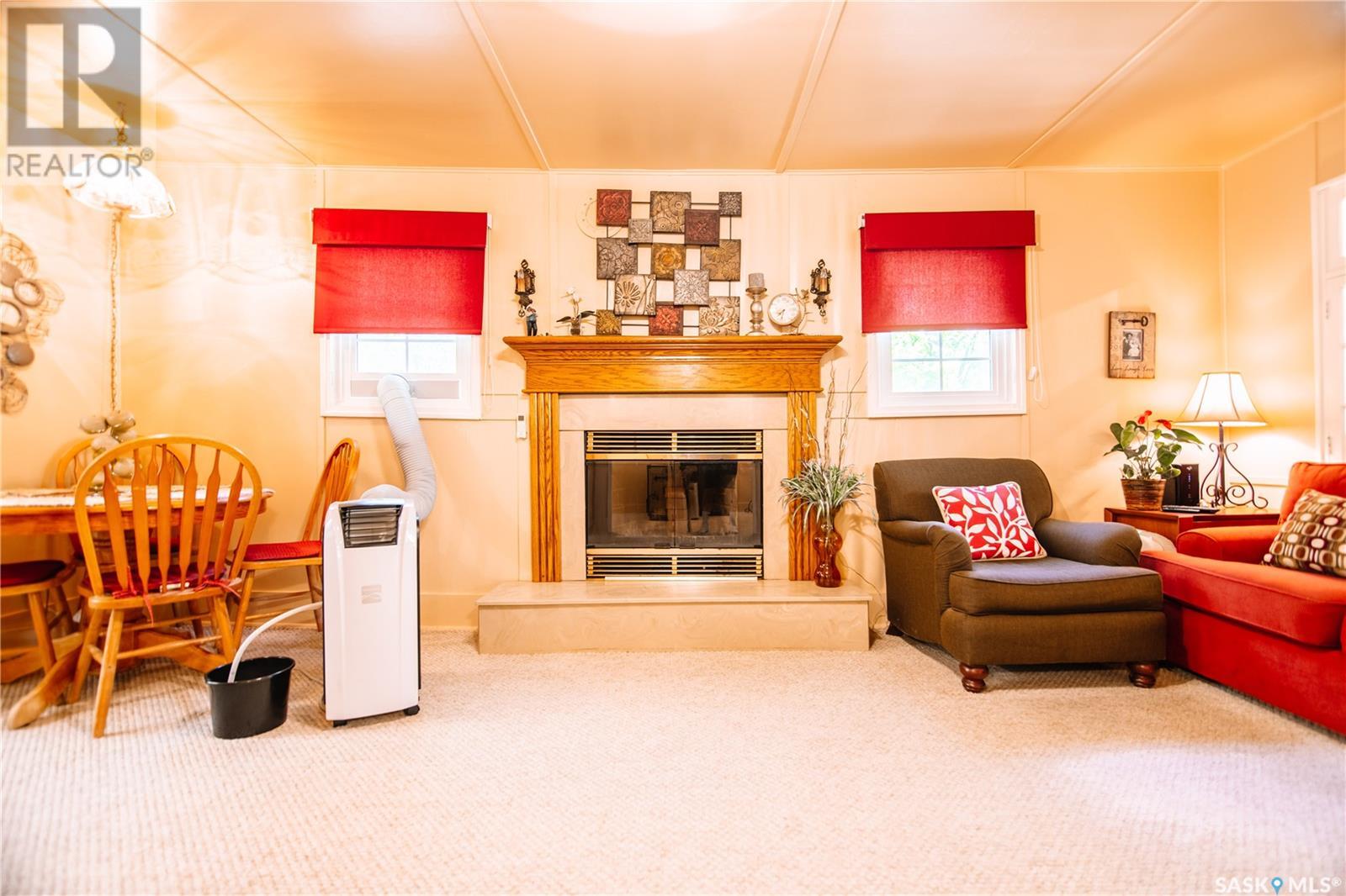 Photo 29 of 117 Daly Avenue, Regina Beach SK