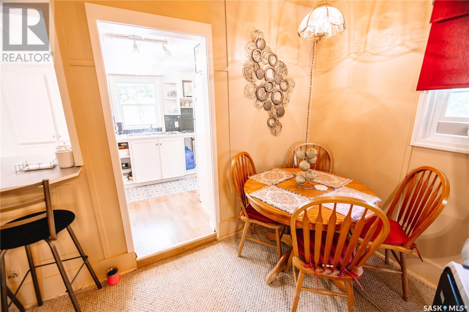 Photo 34 of 117 Daly Avenue, Regina Beach SK