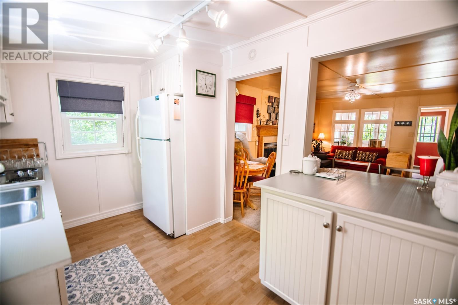 Photo 35 of 117 Daly Avenue, Regina Beach SK