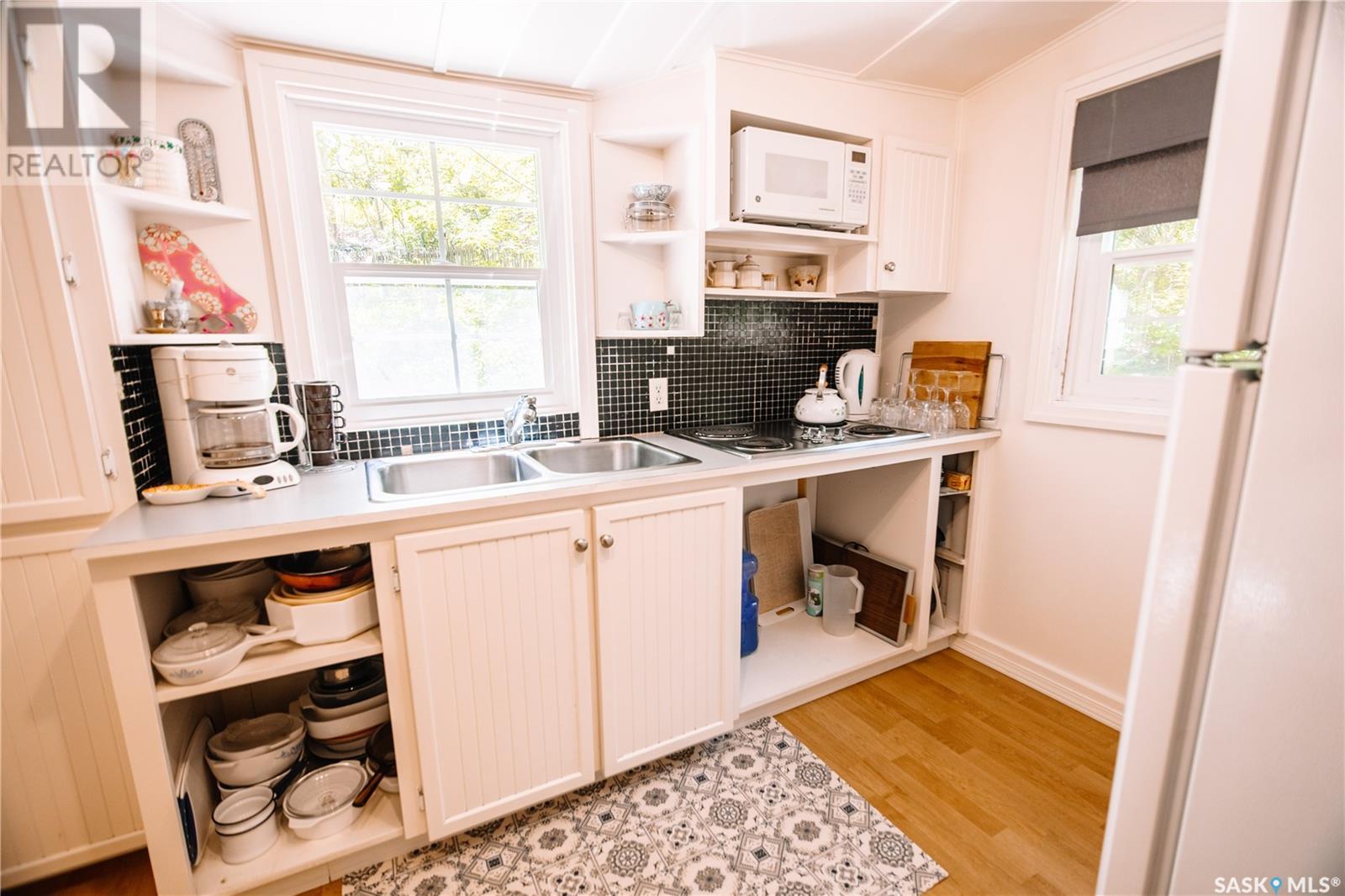 Photo 38 of 117 Daly Avenue, Regina Beach SK