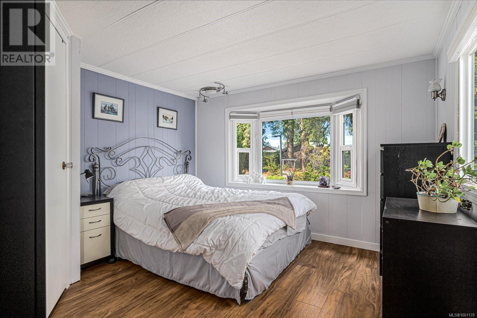 Photo 11 of 7 1247 Arbutus Rd, Parksville BC