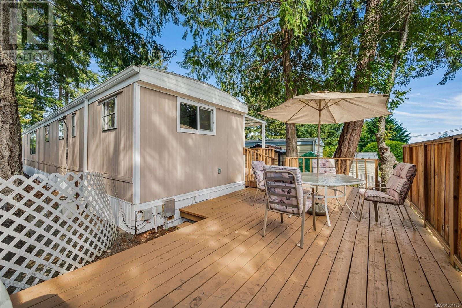 Photo 23 of 7 1247 Arbutus Rd, Parksville BC