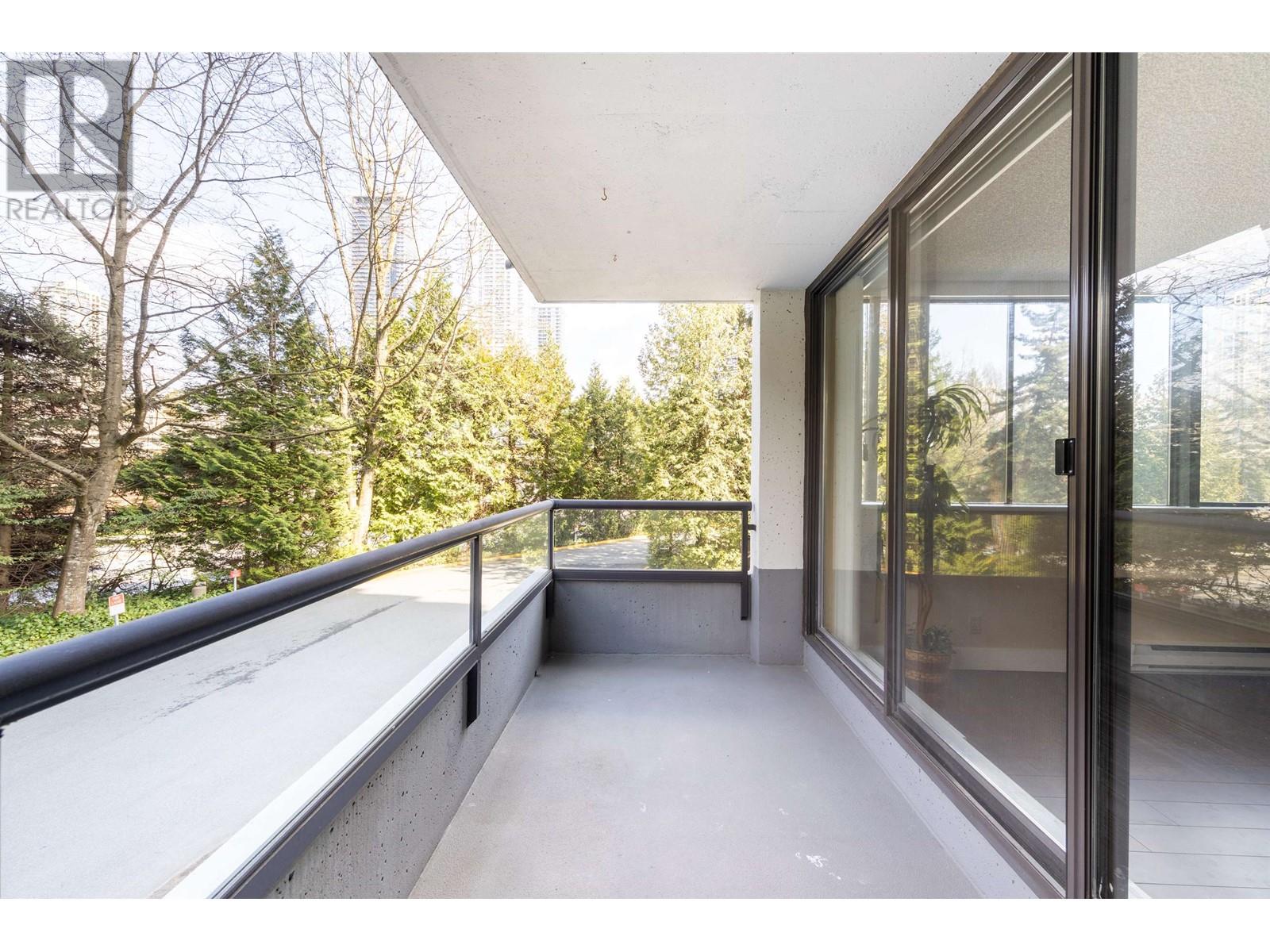 Photo 25 of 204 9521 Cardston Court, Burnaby BC