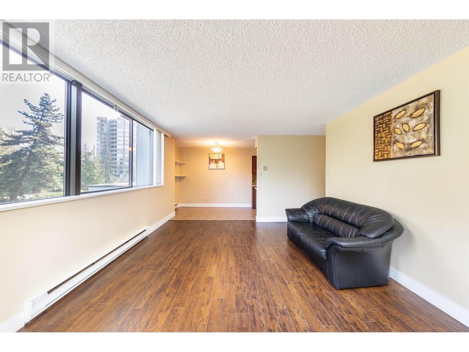 Photo 7 of 204 9521 Cardston Court, Burnaby BC
