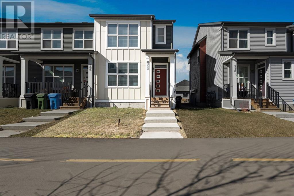 Single Family House for Sale in  Savanna Boulevard NE Saddle Ridge Calgary 