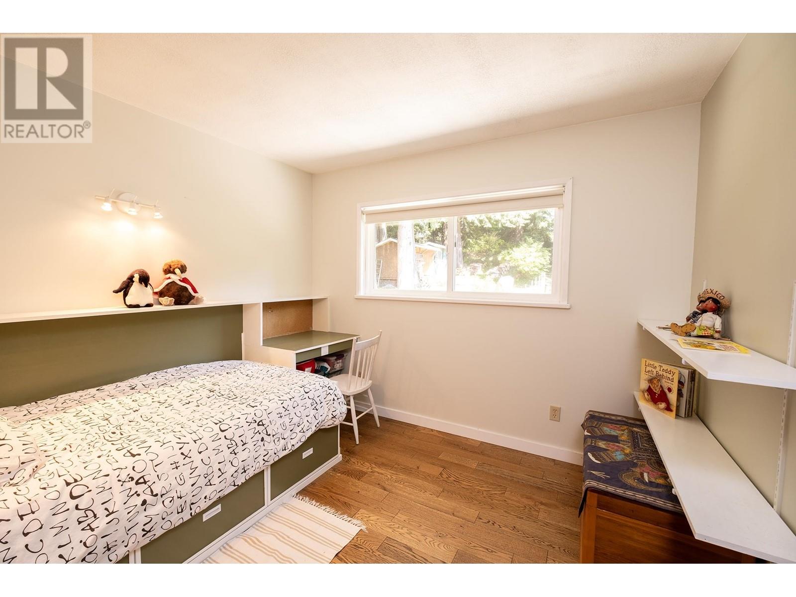 1238 GOWER POINT ROAD, Gibsons