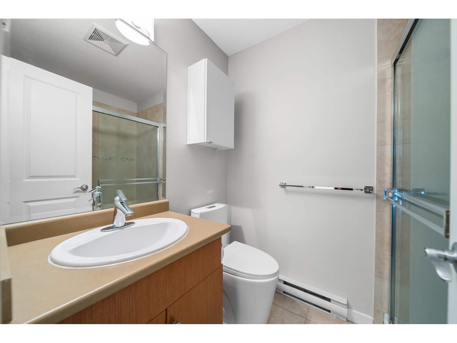 103 33318 E BOURQUIN CRESCENT, Abbotsford real estate listing R3004707