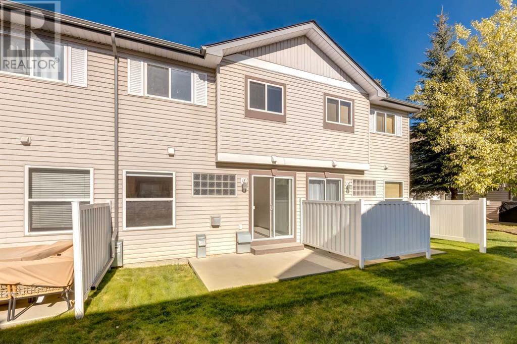 Single Family House for Sale in  Millview Green SW Millrise Calgary 