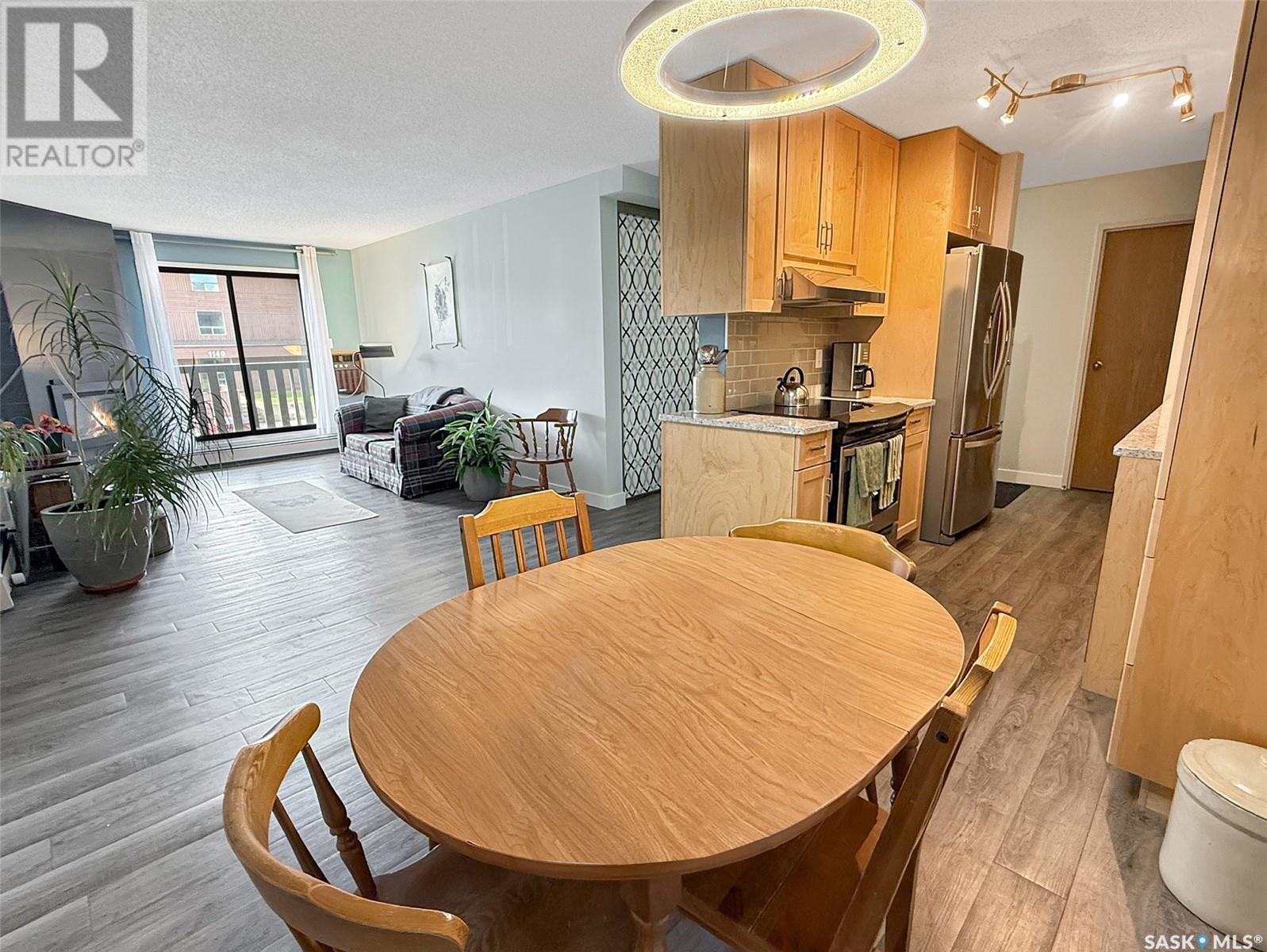 Single Family House Low rise for Sale in   th AVENUE NE Swift Current 