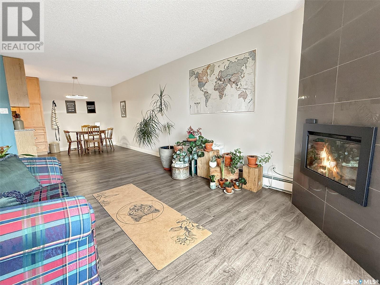 Single Family House Low rise for Sale in   th AVENUE NE Swift Current 