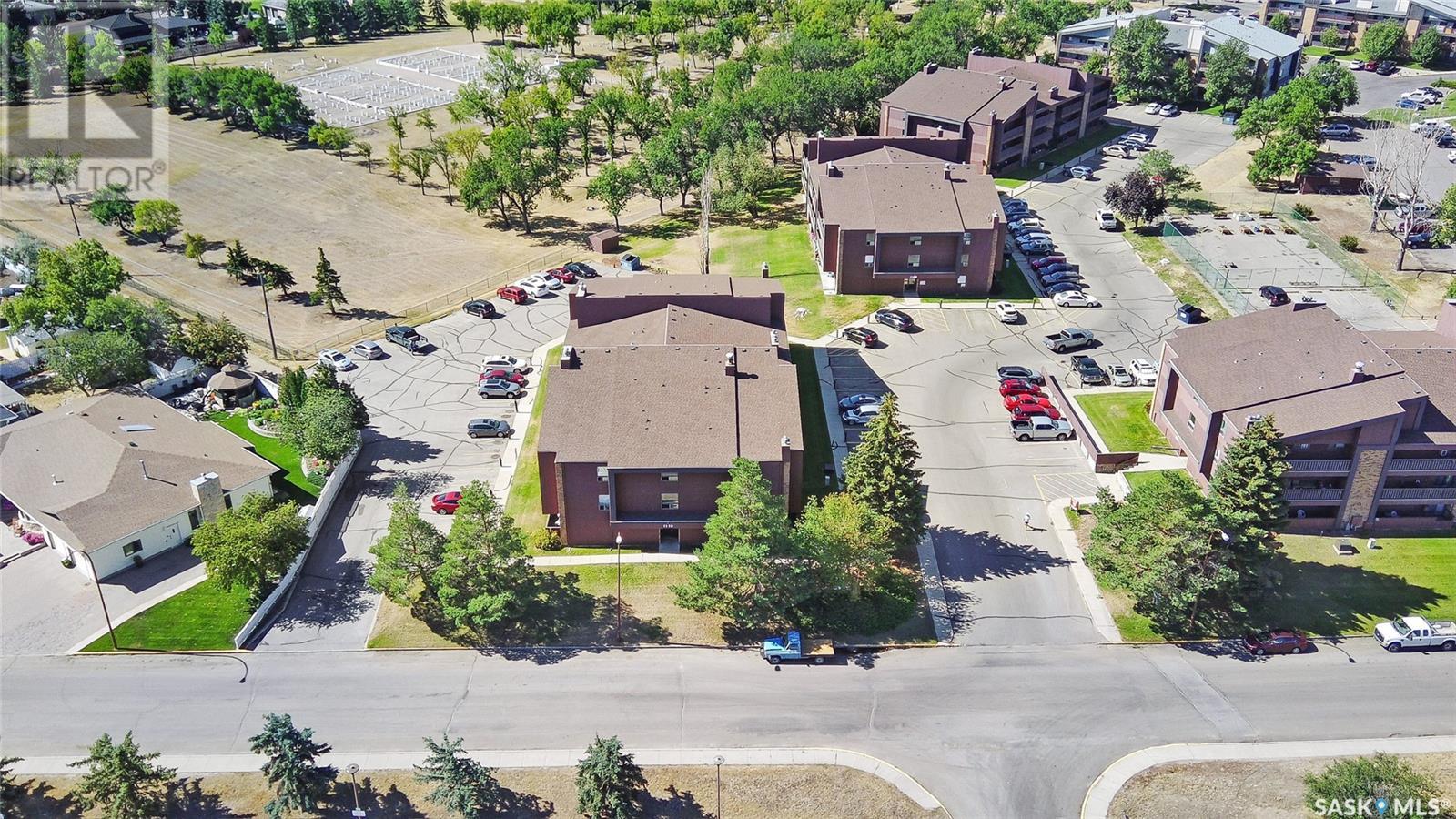 Single Family House Low rise for Sale in   th AVENUE NE Swift Current 