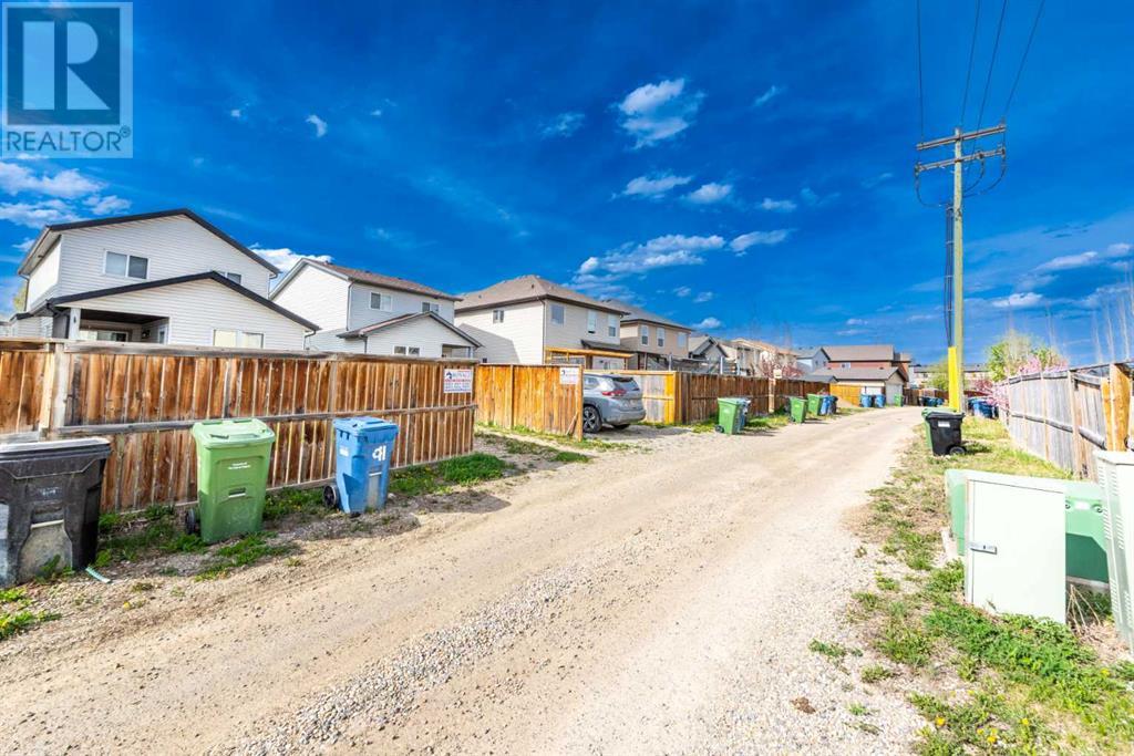 Single Family House for Sale in  Covecreek Place NE Coventry Hills Calgary 
