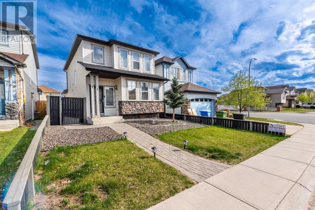 Single Family House for Sale in  Covecreek Place NE Coventry Hills Calgary 