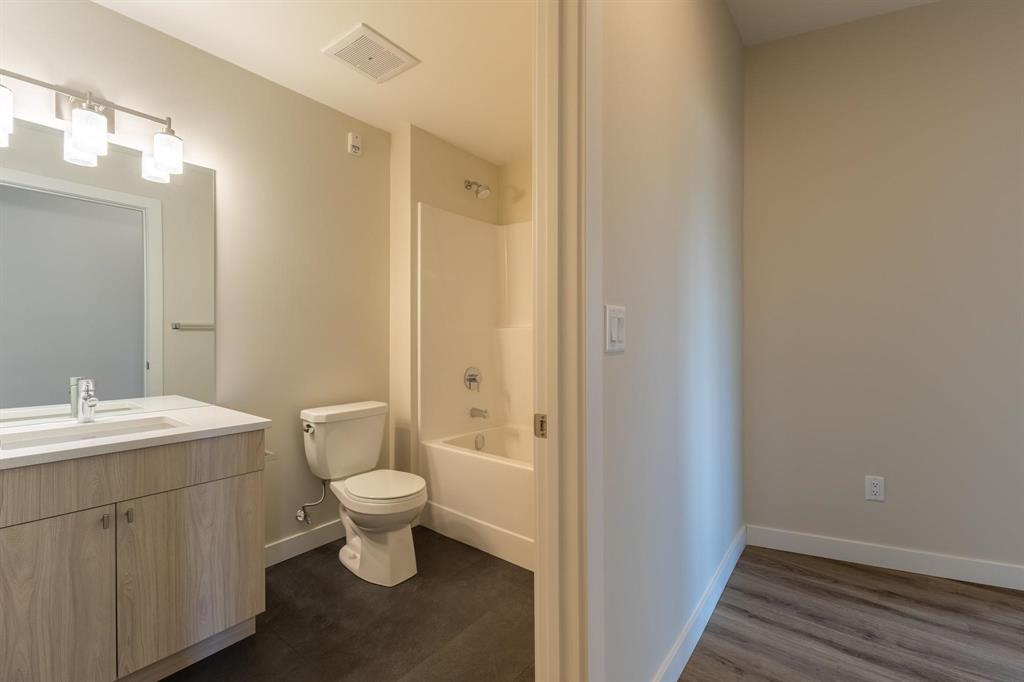 Photo 10 of 139 1505 Molson Street, Winnipeg MB