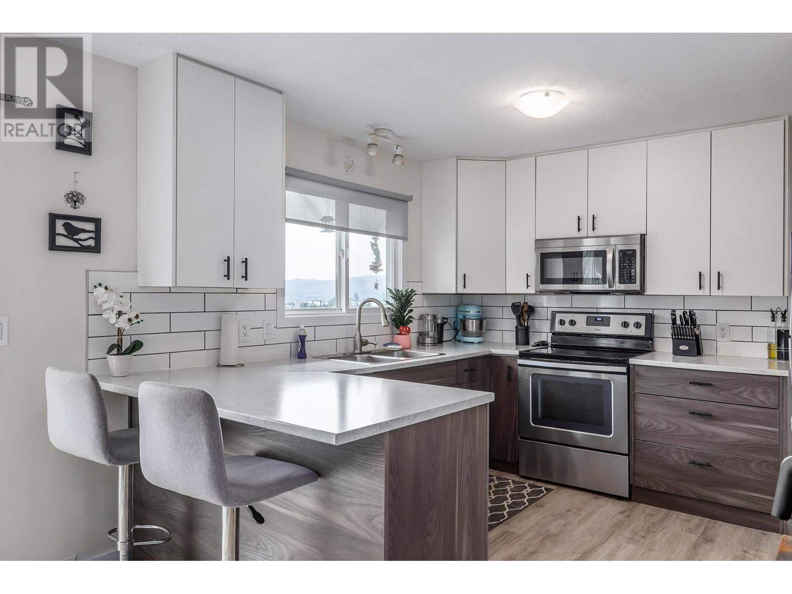  Glenway Road, West Kelowna