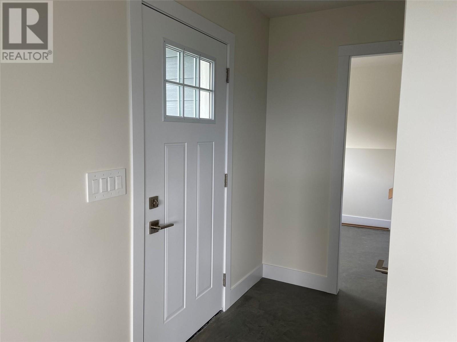  Glenway Road, West Kelowna