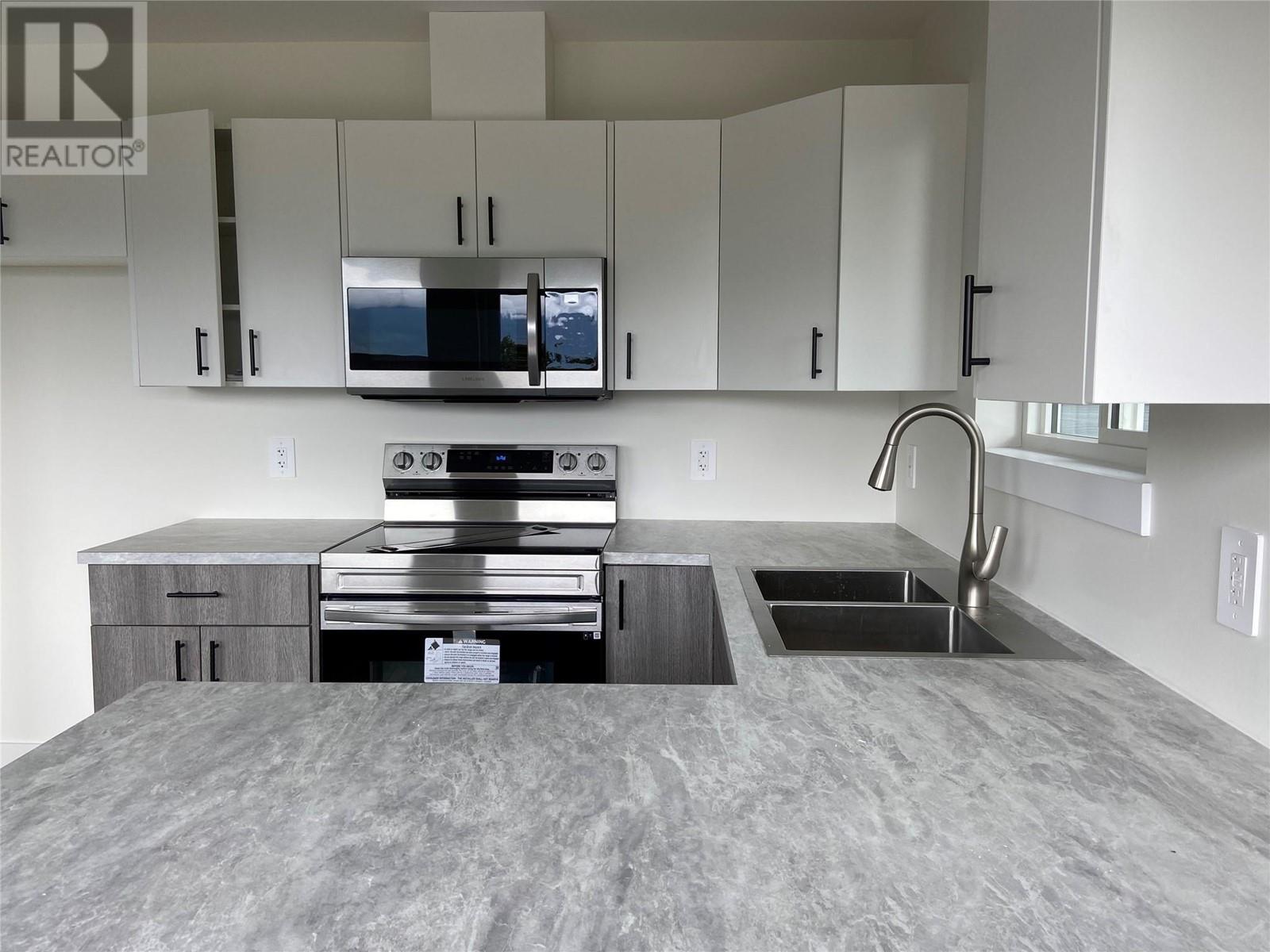  Glenway Road, West Kelowna