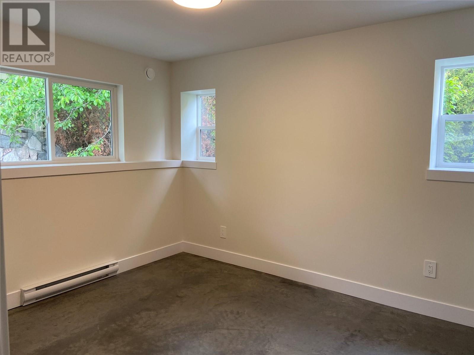  Glenway Road, West Kelowna