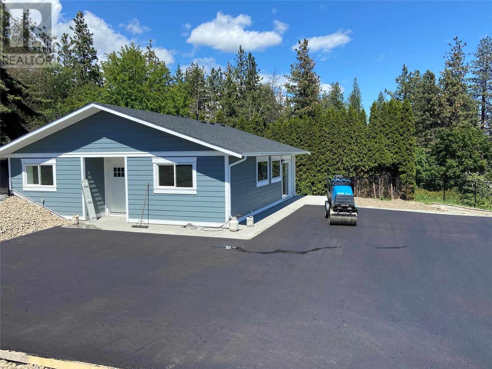  Glenway Road, West Kelowna