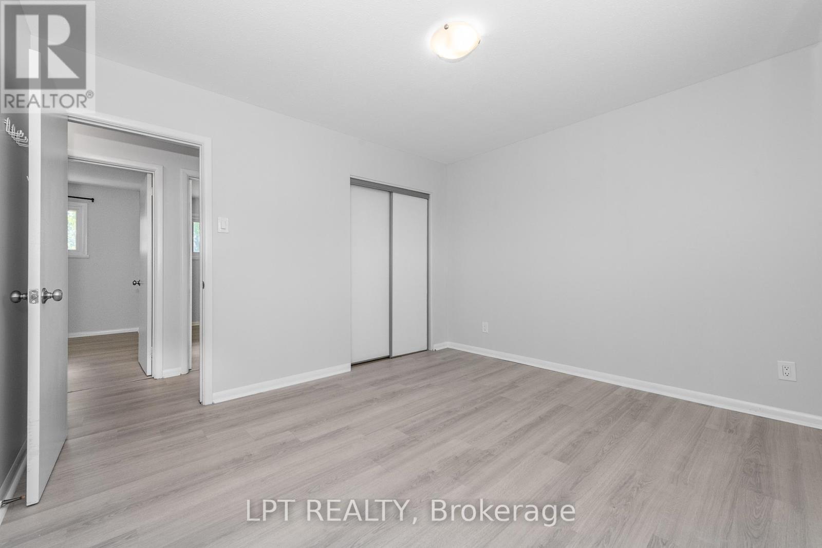 Photo 9 of 5 Attwood Crescent, Ottawa ON