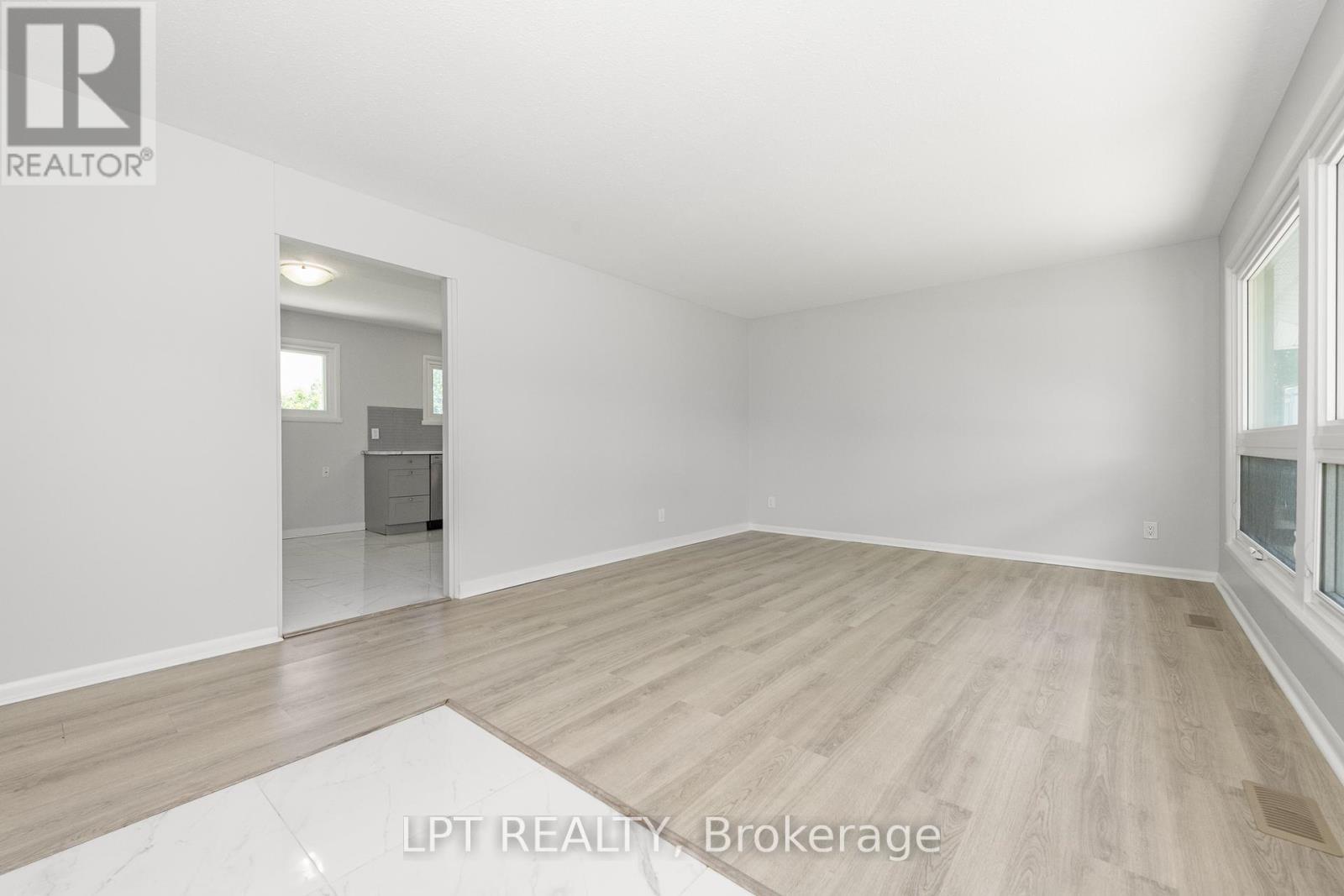 Photo 13 of 5 Attwood Crescent, Ottawa ON