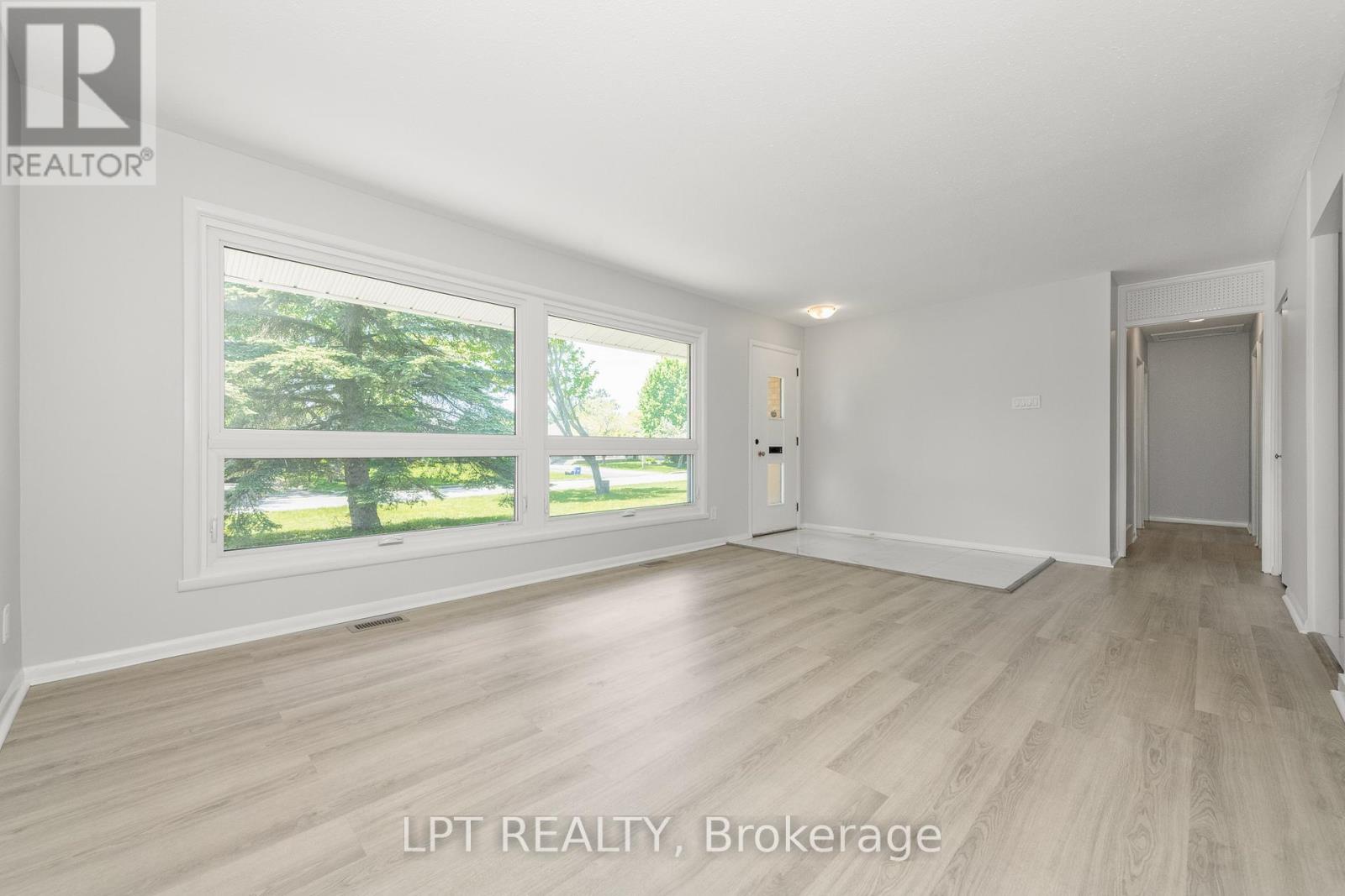 Photo 25 of 5 Attwood Crescent, Ottawa ON